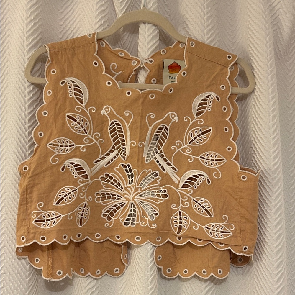 Embroidered Scallop Hem Cotton Crop Top - Tan